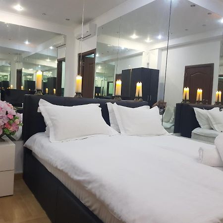 Mirrors Room Mega Mall National Arena بوخارست المظهر الخارجي الصورة