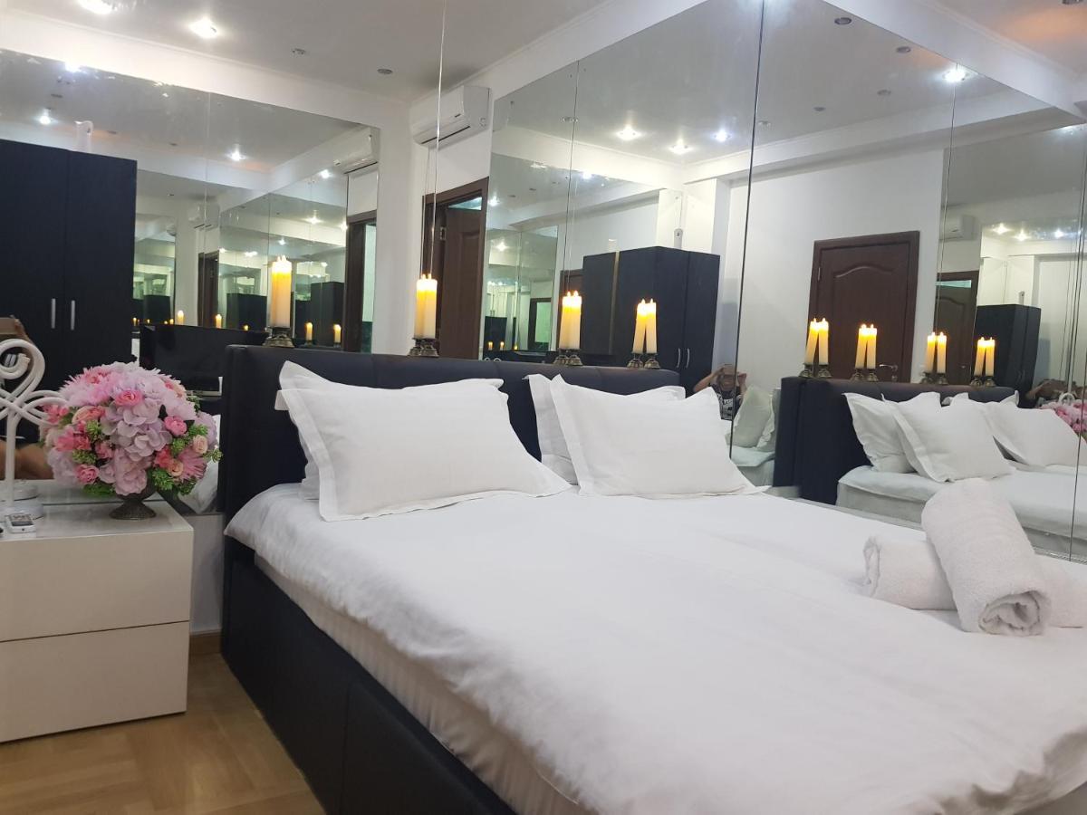 Mirrors Room Mega Mall National Arena بوخارست المظهر الخارجي الصورة